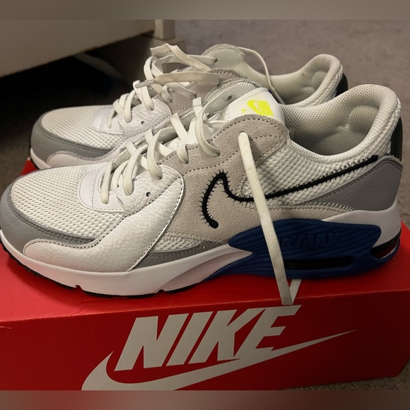 Men’s Nike Air Max Excee - Picture 2 of 3